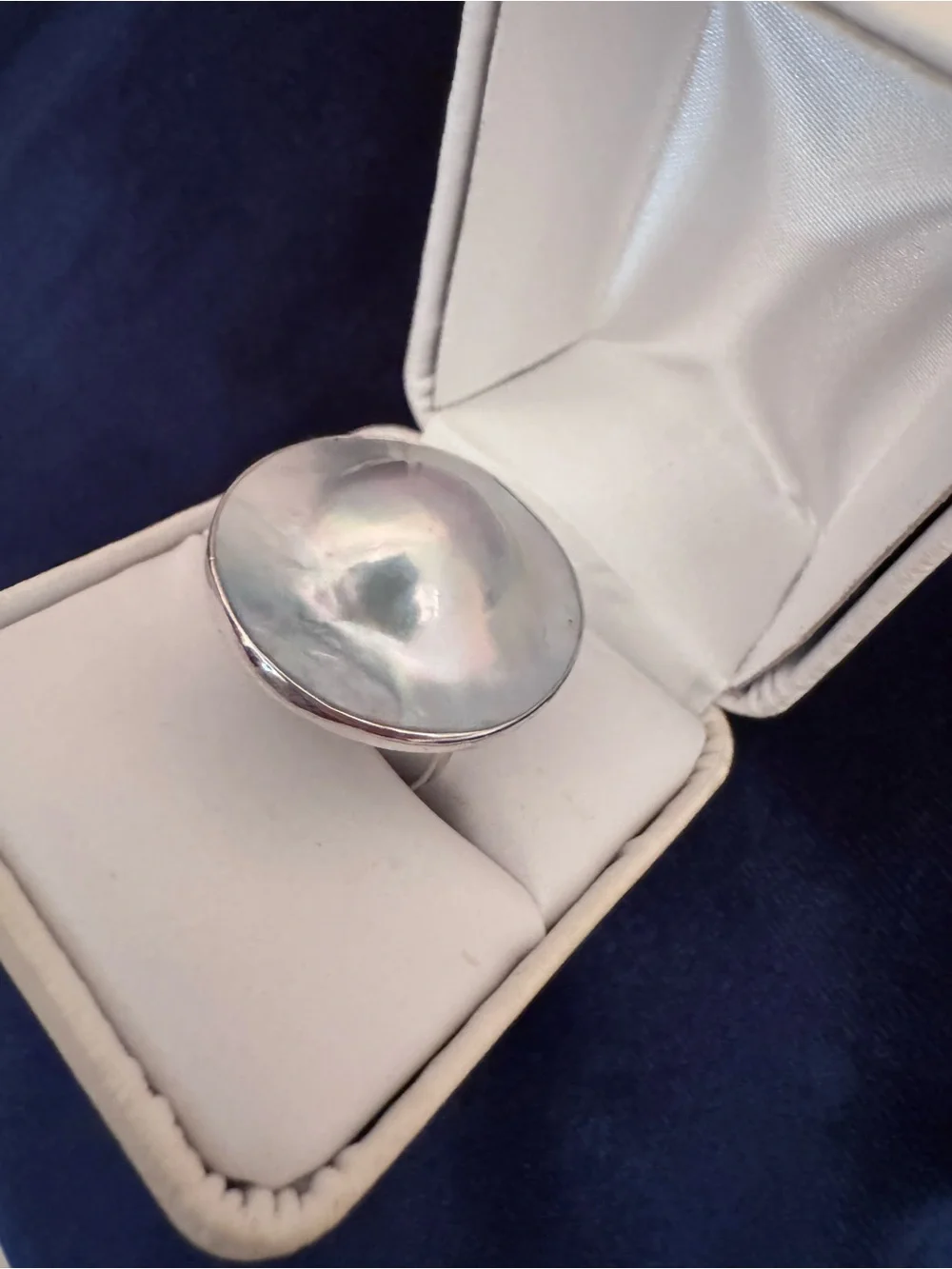 Mabe Pearl Dome Ring - WOW Iridescent